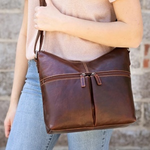 Sac de poitrine classique en cuir pleine fleur marron, sac à bandoulière vintage durable pour femme, idéal pour les voyages et l'usage quotidien, faible MOQ - Product Image 5