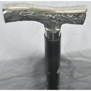 Canne de marche noire élégante en bois fait main avec gravure personnalisable et motifs durables, poignée en T, style moderne - Product Image 4