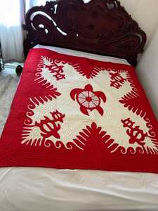 Designer Handmade White And <b>Red</b> Color Stylish Patterned 100% Cotton <b>Material</b> Hawaiian Quilts For Home Bedding Decor Quilts - Product Image 4