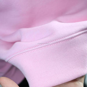Sudadera MILLER PINK con cuello alto, 100% rojo, con apliques bordados, cuello ancho, CLUSH INDUSTRIES - Product Image 4