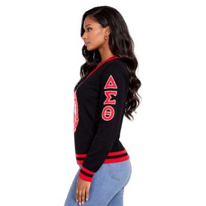 Maglione Nero in Lana con Scollo a V Delta Sigma Theta per Donne, Vestibilità Comoda, Tessuto Premium, Abbigliamento Casual per Confraternite Greche - Product Image 3