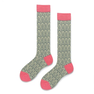 Chaussettes hautes décontractées pour femmes, en mélange de coton, nylon et élasthanne, respirantes, motif géométrique, vente en gros OEM ODM - Product Image 4