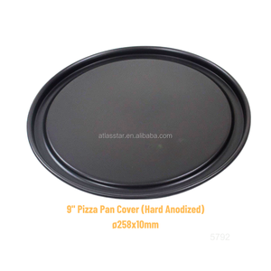Molde para Pizza Profesional ATLAS STAR de 9 Pulgadas, de Aluminio Anodizado Duro Negro, con Tapa Apilable, Apto para Horno - Product Image 6