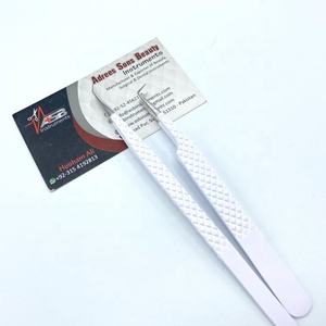 Pince à cils japonaise en acier inoxydable 90 à 45 degrés, extensions de cils en fibre durable enduites de poudre blanche, type pointu - Product Image 1