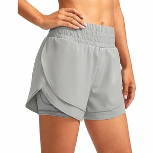 Shorts d'entraînement légers pour femmes 2-en-1, shorts de sport, yoga et course à pied avec doublure intégrée, taille élastique et poche latérale - Product Image 1