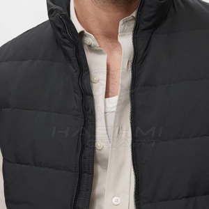 Gilet de performance respirant à séchage rapide au design moderne pour hommes, vêtements de sport actifs de plein air, veste sans manches légère et confortable - Product Image 4