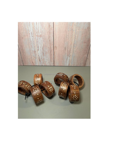 Juego de servilleteros de madera rústicos hechos a mano únicos con detalles artesanales para mesas de comedor, bodas, eventos, restaurantes y ocasiones - Product Image 1