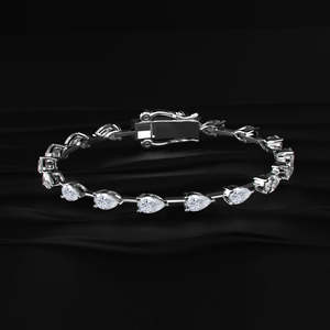 Bracelet tennis minimaliste empilable en moissanite poire orientale-occidentale de qualité supérieure, 7 pouces, en argent sterling 925, or 10k, 14k, 18k ou platine - Product Image 2