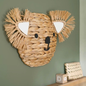 Decoración de pared rústica de jacinto de agua con diseño de koala, para habitación infantil o dormitorio, de Vietnam, al por mayor. - Product Image 1