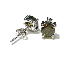 KGN SILVER JEWELLERY HOUSE ต่างหูเพอริดอทดีไซน์เก๋ ทำจากเงินแท้ 925 ประดับพลอยสีเขียวธรรมชาติ งานแฮนด์เมด เครื่องประดับอัญมณีสุดอินเทรนด์ รับประกันโดยผู้จัดจำหน่ายอิสระ - Product Image 2