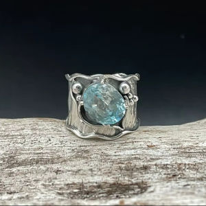 Anillo de topacio azul suizo, talla 8, oxidado, plata de ley 925, hecho a mano, anillo de piedras preciosas, elegante regalo de joyería para mujer - Product Image 1