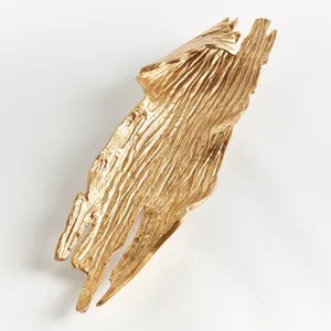 Bandeja metálica hecha a mano para decoración del hogar de diseño, bandeja segura con diseño floral dorado para uso doméstico, chapada, Zahid Exports - Product Image 2