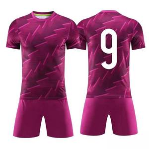 ชุดกีฬาฟุตบอลปี 2026 ชุดฟุตบอลแห้งเร็วราคาถูก ชุดฟุตบอลผลิตในปากีสถานสำหรับผู้ชาย ระบายอากาศได้ดีและแห้งเร็ว - Product Image 4