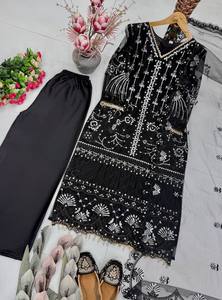 Ensemble Salwar Kameez Noir Jais Tendance Style Pakistanais, Luxe, en Georgette Lourde Brodé, Kurti Droit et Palazzo, Tenue de Soirée Indienne - Product Image 3
