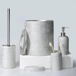Ensemble de salle de bain en acier inoxydable de qualité supérieure, porte-serviettes, distributeur de savon, gobelet à brosse à dents, porte-savon, poubelle, hôtel de luxe - Product Image 3