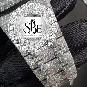 Reloj de Cuarzo VVS Moissanite Diamond Hip Hop con Números Romanos Analógicos de 36 mm para Hombre Disponible al Mejor Precio - Product Image 2