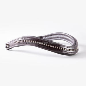 Banda de ceja de caballo de cuero acolchado de canal vacío hecha a mano de la mejor calidad personalizada con 1 fila de cristales dorados Cadena de diamantes de todos los tamaños - Product Image 6