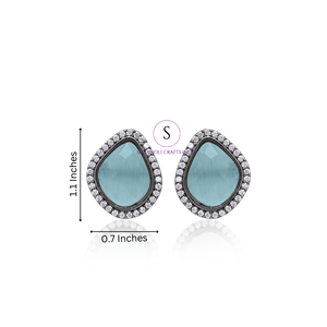 Pendientes de plata oxidada hechos a mano en India con diamantes americanos, ideales para fiestas, bodas y como regalo para mujeres. - Product Image 1