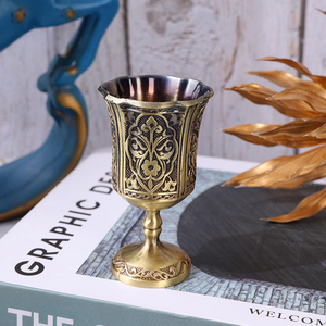 Verre à vin en métal en gros, créatif et exquis, à pied haut, pour fêtes et bières - Product Image 2