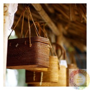 Sac en rotin fait main en gros, sac à main tressé en paille naturelle, sac fourre-tout d'été, accessoire de plage pour détaillants, boutiques et marques de mode - Product Image 1