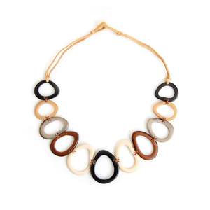 Collier pendentif en résine pour femmes, accessoire de mode en cristal, bijoux - Product Image 6