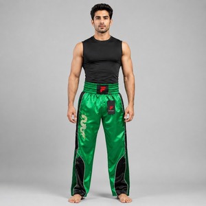 Pantalon de kick-boxing athlétique conçu avec un tissu respirant, offrant une mobilité flexible et un confort durable au quotidien. - Product Image 1