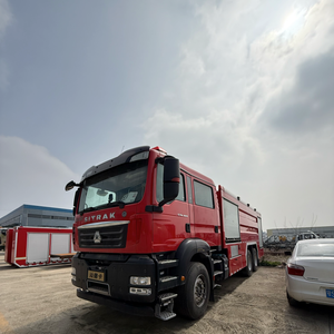 <span class=keywords><strong>Camion</strong></span> de lutte contre l'incendie SINOTRUK SITRAKA à réservoir de poudre sèche et d'eau - Product Image 4