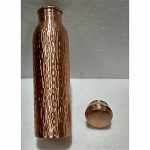 Botella de Cobre Premium de 1 Litro con Acabado Martillado/Liso, Logotipo Personalizado Disponible, Venta al por Mayor, a Prueba de Fugas, Ecológica, para Yoga y Fitness - Product Image 1