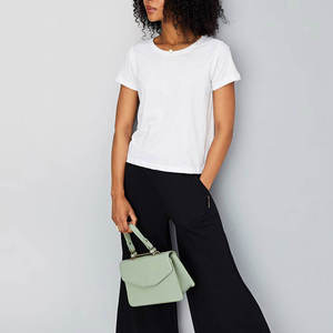 Low MOQ Trendy Streetwear Women's Cotton <b>Crop</b> T Shirt Breathable Quick Dry Short Sleeve Casual Tee Crew Neck Summer Gym <b>Top</b> - Product Image 1