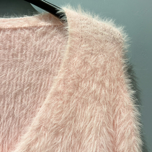 OEM personnalisable dames vêtements d'hiver à la mode Cardigan floue Jacquard manches longues tricots chauds Style décontracté pour les femmes - Product Image 3