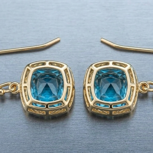 Boucles d'oreilles en topaze bleue taille coussin CZ 10MM en argent sterling 925 plaqué or 18 carats, bijoux classiques pour tous les jours - Product Image 2