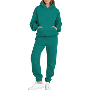Conjunto de chándal de terciopelo personalizado de gran venta para mujer, talla grande, con sudadera con cremallera y pantalón jogger, patrón liso, conjunto de 2 piezas, traje de terciopelo - Product Image 5