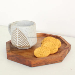 Bandeja de Servir de Madera Ecológica Minimalista Moderna, Tablero Pulido para Uso en el Hogar o Restaurante, Decoración Natural para la Cocina - Product Image 1