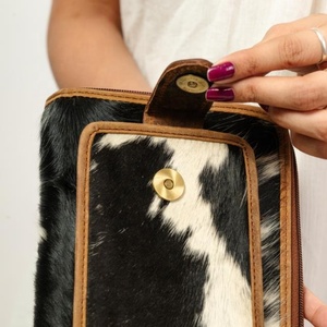 Bolso cruzado pequeño de cuero de vaca de Diseño exótico para mujer, bolsillo tallado para teléfono móvil, estilo occidental para ocultar el cabello - Product Image 5