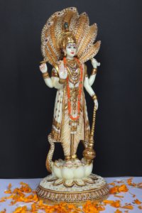 Estatua del Dios Hindú Vishnu, Figura de Vishnu de Mármol Blanco, Escultura de Dios Vishnu en Poliresina - Product Image 4