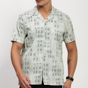 Chemise décontractée pour homme, vintage, respirante, en coton, à manches longues, imprimé géométrique, col rabattu, tissu tissé estival, design à motifs - Product Image 1