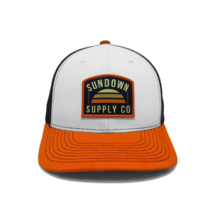Gorra Trucker Personalizada al por Mayor de Dos Tonos, Gorra de Malla de 6 Paneles con Logotipo Bordado en Parche, Gorra de Béisbol de Algodón Estilo Vintage, Gorra de Papá - Product Image 1