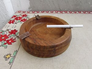 Handmade Wooden Ashtray with Natural Wood Finish - Product Image 6