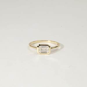 Good Price Lab Grown Diamond Emerald Cut Solitaire Engagement Wedding <b>Ring</b> <b>Plain</b> Band Solid Gold IGI Certified Women's Bridal - Product Image 1