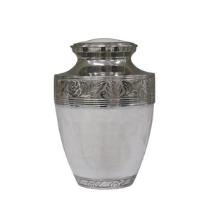 Urne funéraire moderne de luxe en aluminium pour cendres humaines, pour femmes adultes, artisanale, en métal, avec bandes argentées - Product Image 1