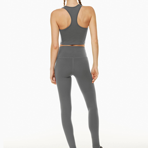 Seamless Fitness Sport Wear Women Yoga Set High Elastic Quick Dry Spandex/Nylon Gym Bra and Yoga Leggings Set with Elastic Waist - Product Image 3