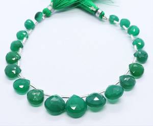 AAA Natural Green Onyx Faceted Heart Shape Beads 7 to 9 MM Onyx Briolette 7 Inch Natural Green Onyx Heart Beads for Jewelry - Product Image 2
