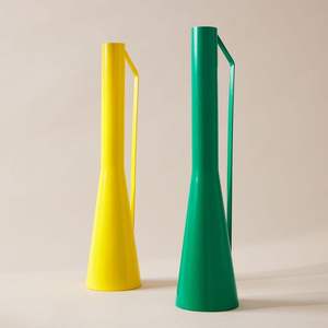 กระถางดอกไม้โลหะทรงเรขาคณิตดีไซน์สร้างสรรค์สำหรับขายส่ง - แจกันตั้งพื้นสีเหลืองเขียวสดใสสไตล์มินิมอลเคลือบสีฝุ่นสำหรับตกแต่งโต๊ะ - Product Image 1