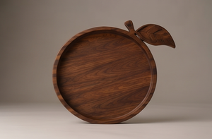 Plateau de service rond en bois de manguier teinté noyer, plateau décoratif en bois avec poignée en forme de fruit et bord surélevé - Product Image 2