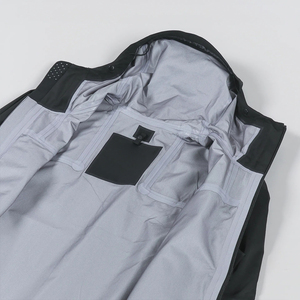 Veste coupe-vent décontractée personnalisée, imperméable, coque rigide, pour l'hiver et les activités de plein air, col montant, fermeture éclair frontale, couleur unie, thermocollée - Product Image 5