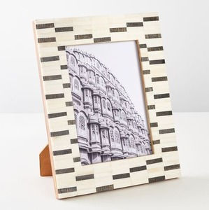 Marco de Fotos con Incrustaciones de Hueso Hecho a Mano de Último Diseño para Decoración del Hogar, Tamaño Personalizable - Product Image 1