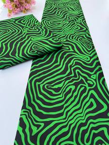 Tissu en coton imprimé africain de qualité supérieure pour robes de mode par Hitjem Export Island, fournisseur en gros - Product Image 2