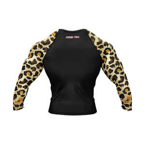 เสื้อคอมเพรสชั่นแขนสั้นผู้ชายขายดี รุ่นสั่งทำพิเศษ สำหรับ BJJ ป้องกันแสงแดด UPF50 ต้านเชื้อแบคทีเรีย ระบายอากาศได้ดี เป็นมิตรกับสิ่งแวดล้อม 100% - Product Image 2