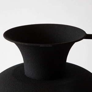 Vases à fleurs ronds noirs en métal avec poignées Vases à fleurs pour la décoration du sol et de la table, de la maison et du jardin - Product Image 3