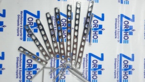 High Quality SS 316L 3.5mm DCP Straight Plates 4 to 12 Holes & Cortex Screws (65 Pc) SS 316L ORTHO ZE Manual Model ORZ-OP-0012 - Product Image 6